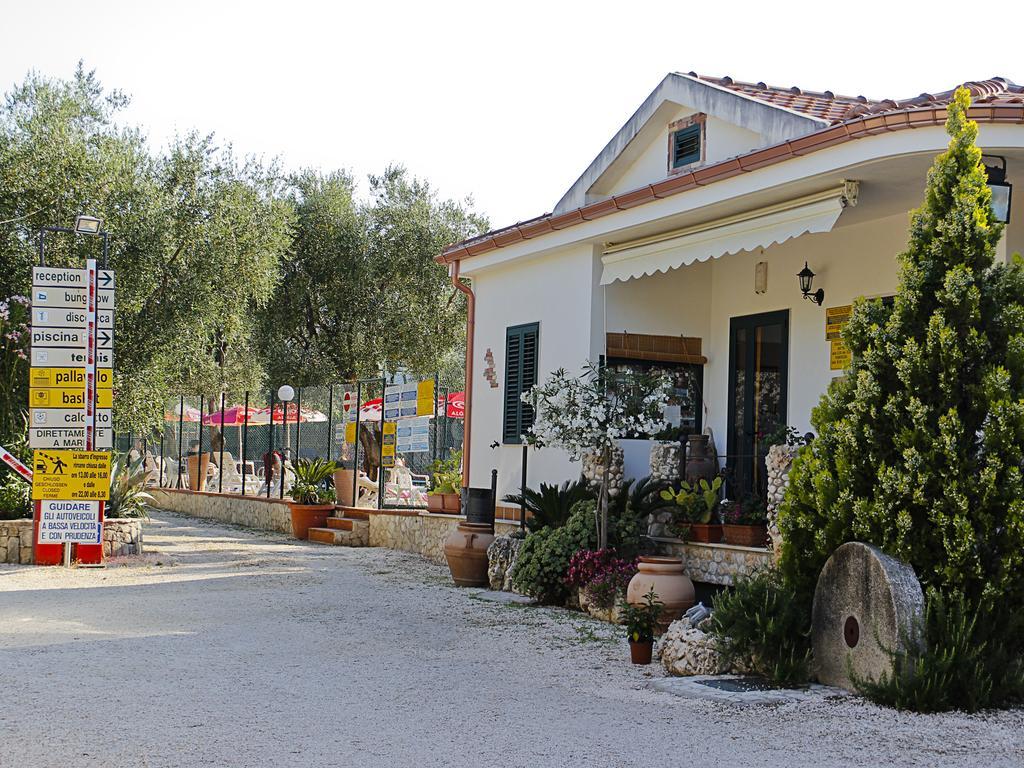 Camping Village Degli Ulivi มัตตีนาตา ภายนอก รูปภาพ