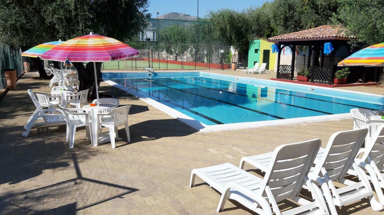 Camping Village Degli Ulivi มัตตีนาตา ภายนอก รูปภาพ